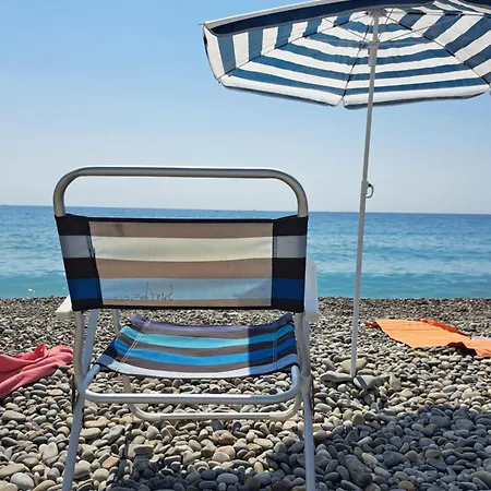 Vue Mer, Plage à 5min à pied, Accès direct en tramway Appartement Nice